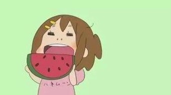 网络热门事件聚焦:闫妮角色与日本盲人电影探索