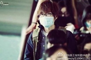 女明星因大便问题住院引发热议，背后健康隐忧不容忽视