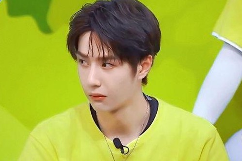 娱乐吃瓜君揭秘:钓鱼式八卦探秘与幸福官宣的时间线回顾