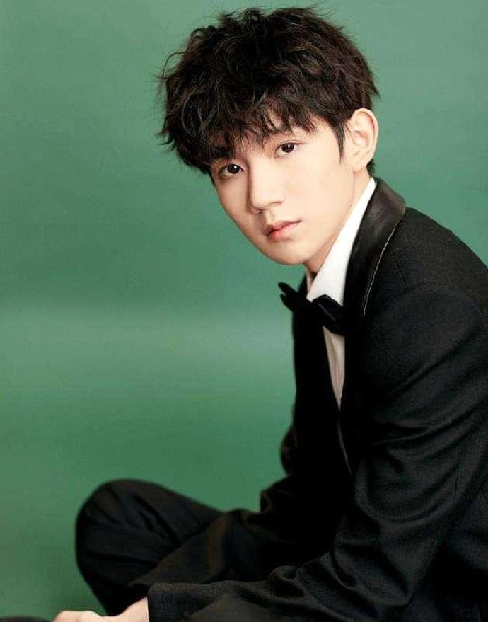 娱乐吃瓜君揭秘:钓鱼式八卦探秘与幸福官宣的时间线回顾