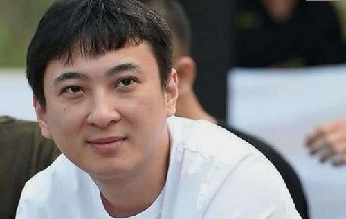 折耳猫变身娱乐圈“吃瓜君”，与明星风波形成鲜明反差