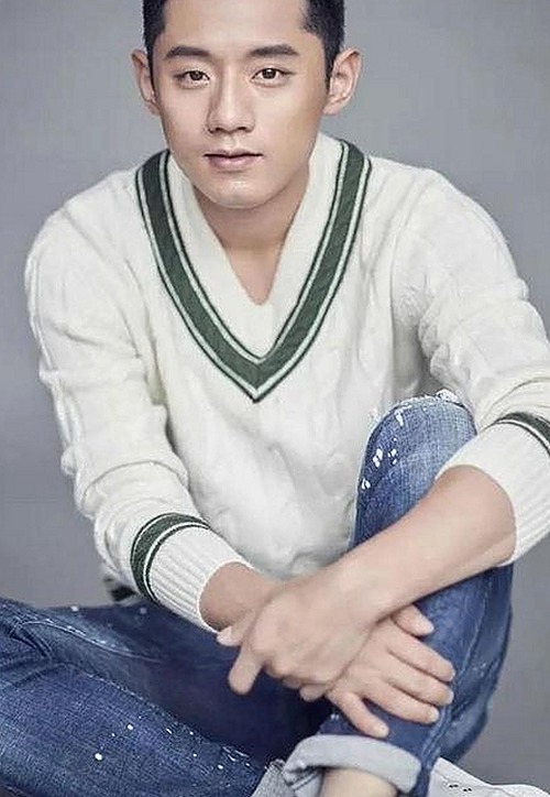 陈伟霆与周震南娱乐圈风波时间线回顾，全网吃瓜爆料细节解析